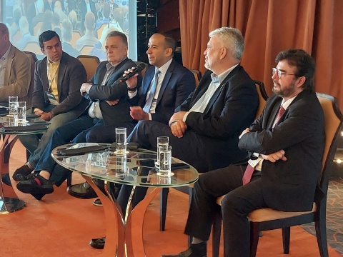 Em missão internacional, Paulo Alexandre Barbosa fortalece laços que visam o desenvolvimento econômico e cultural do Estado de São Paulo