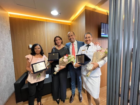 Mulheres da Baixada Santista vão à Câmara Federal receber homenagem do deputado Paulo Alexandre