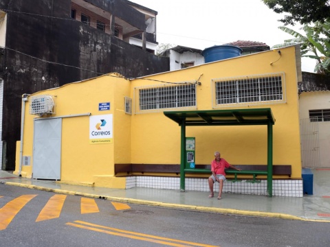 Paulo Alexandre Barbosa anuncia agência dos correios no Morro do São Bento, em Santos