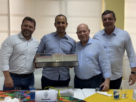 Deputado Federal Paulo Alexandre Barbosa participa do tradicional almoço de fim de ano da Santa Casa de Santos