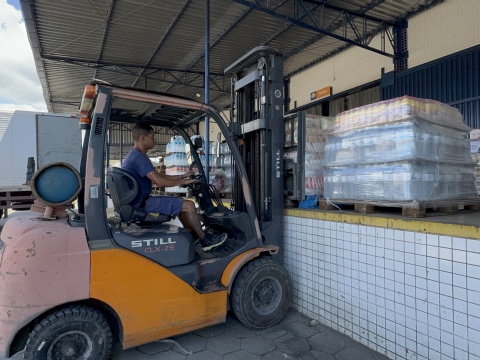 Paulo Alexandre Barbosa destina 16 toneladas de doações às famílias desabrigadas de Peruíbe