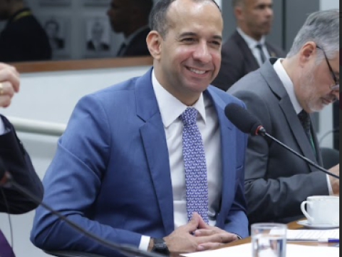 Emenda de R$ 200 milhões para a construção de salas multissensoriais em aeroportos é aprovada na Comissão de Viação e Transportes da Câmara