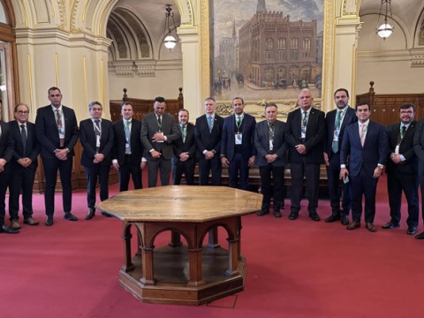 Comitiva de Paulo Alexandre é recepcionada na Alemanha para tratar do Túnel Santos-Guarujá