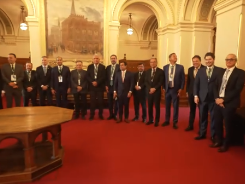 Deputado Federal Paulo Alexandre Barbosa é recepcionado na Alemanha e trata sobre Túnel Santos-Guarujá