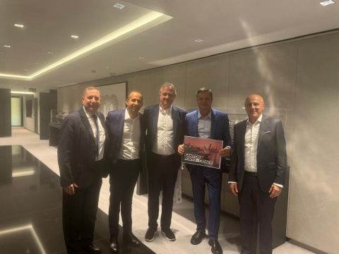 Em Genebra, Paulo Alexandre Barbosa inicia missão internacional com foco em ampliar investimentos no Porto de Santos