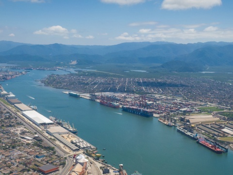 Porto de Santos é escolhido como modelo para discussão da Nova Lei dos Portos