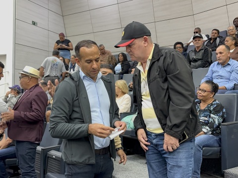 Paulo Alexandre Barbosa aborda focos do túnel Santos-Guarujá