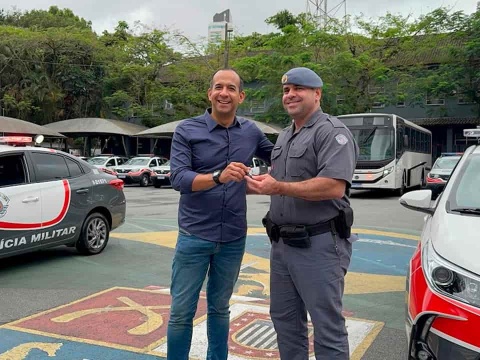 Paulo Alexandre Barbosa entrega novas viaturas para fortalecer a segurança na Baixada Santista e no Vale do Ribeira