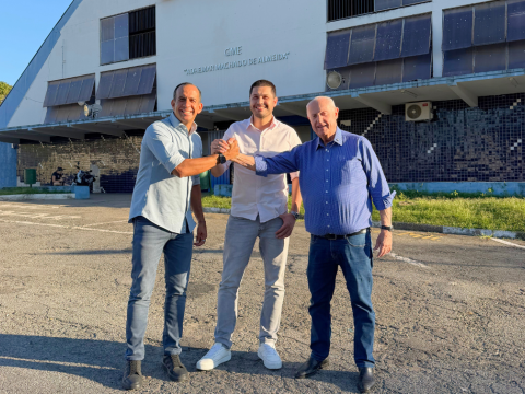 Após destinar mais de R$ 2 milhões, Paulo Alexandre vistoria obras em São José do Rio Pardo