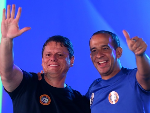 Presença de Tarcísio de Freitas em evento reforça prestígio político de Paulo Alexandre Barbosa
