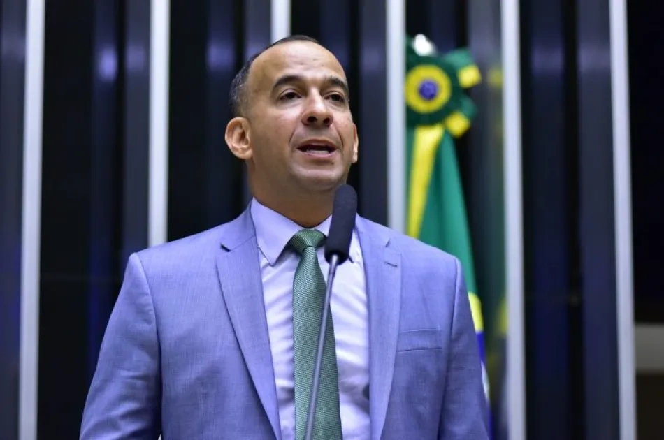 Comissão aprova criação de rodas de conversa sobre educação inclusiva no ensino público  