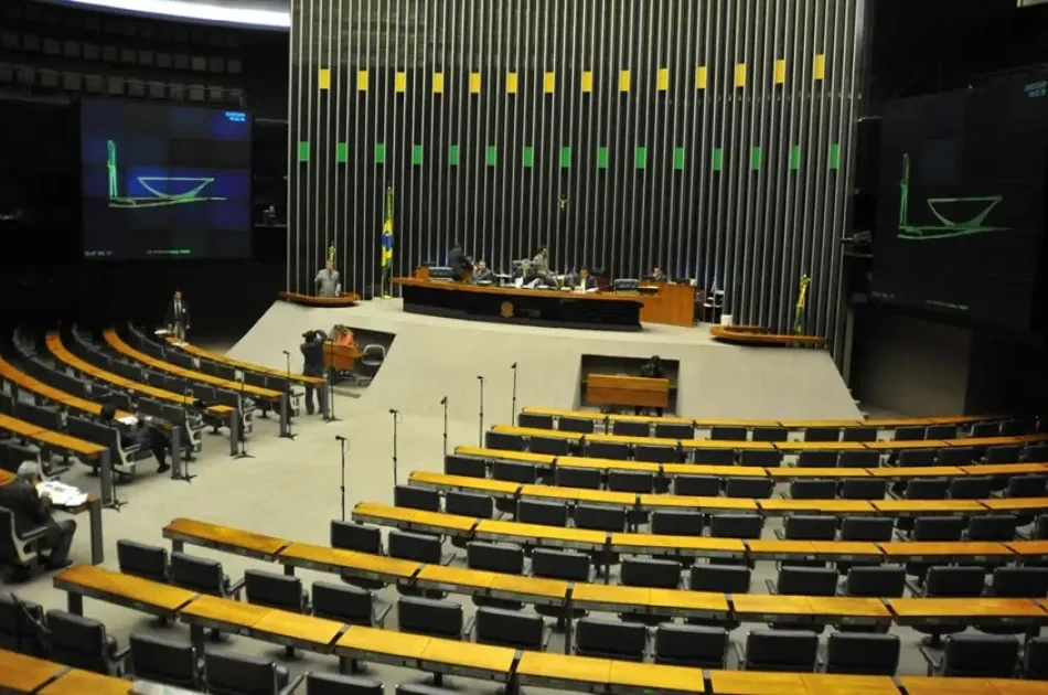 Divulgação própria consome 36% da cota parlamentar de deputados da Baixada Santista