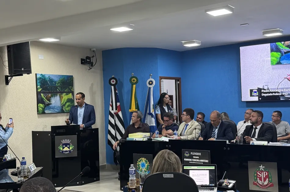 Paulo Alexandre Barbosa recebe título de Cidadão Itaririense