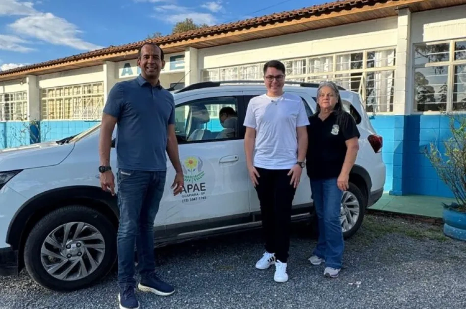 Deputado visita APAE de Guapiara e reforça apoio à instituição