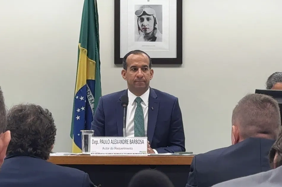 Deputado federal Paulo Alexandre Barbosa defende equilíbrio no debate sobre fim da escala 6x1