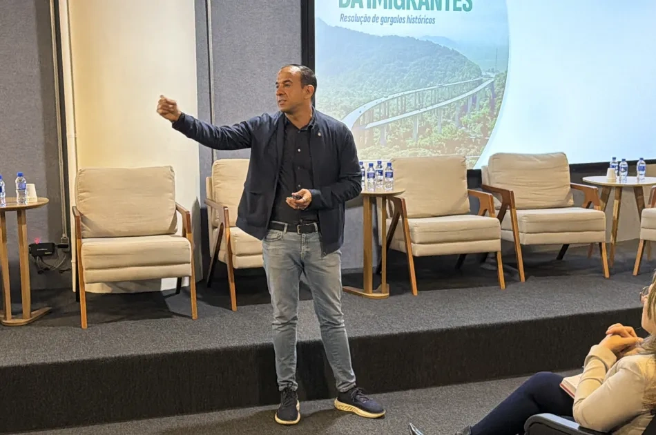 Porto mais ágil é crucial para o futuro de Santos, apontam especialistas