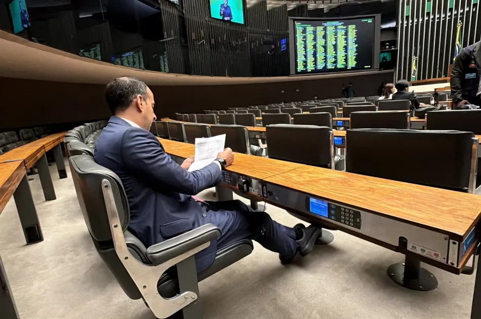 Como votou cada deputado na aprovação do PLP dos Combustíveis