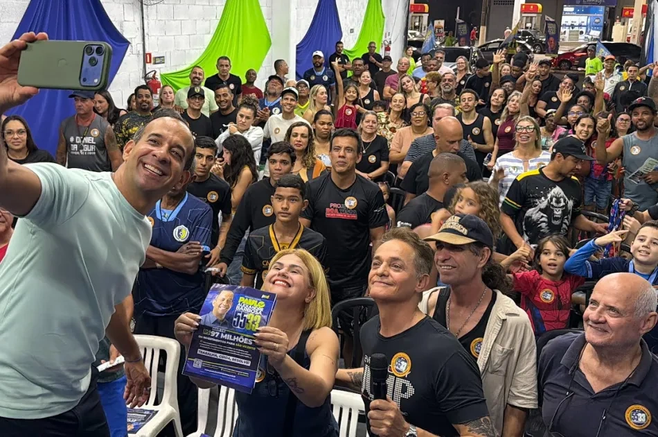 Paulo Alexandre lidera pesquisa espontânea para deputado federal na Baixada Santista