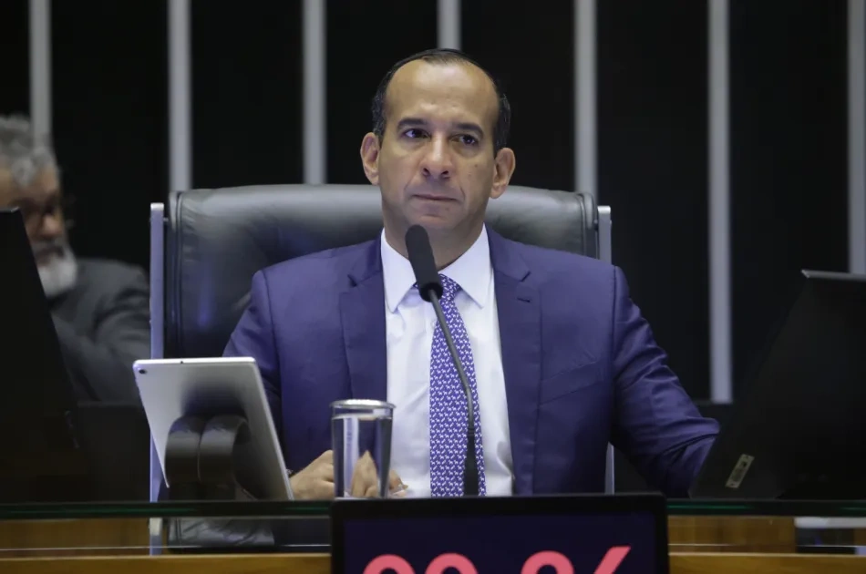 Deputado propõe que comissão peça explicações sobre a não incorporação da vosoritida ao SUS